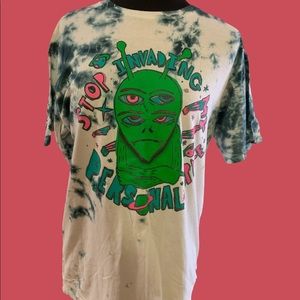 5 for $30.  Rock Heart Fun Alien 👽 Shirt